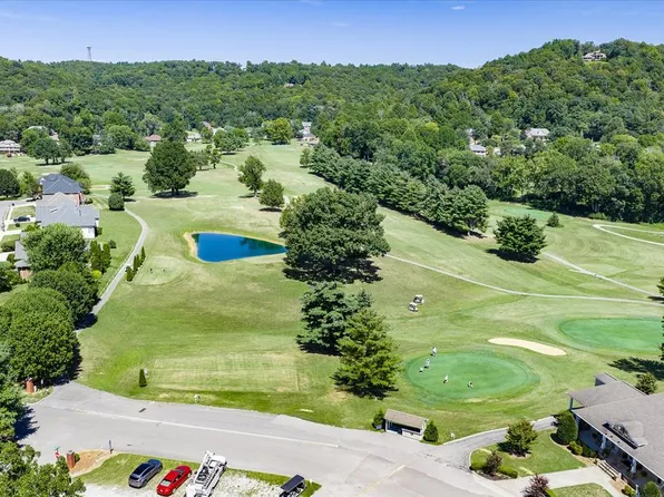 1500 N Plantation Dr, Cookeville, TN 38506