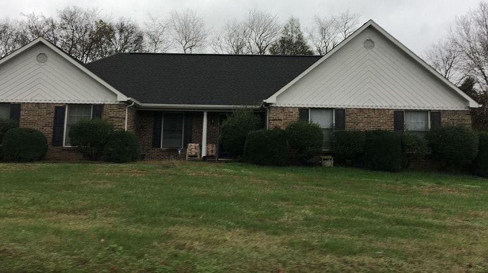 1st image of 102 Branchwater Ln