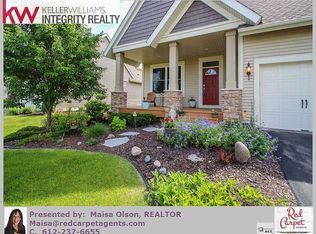 8400 Deerwood Ln N, Maple Grove, MN 55369