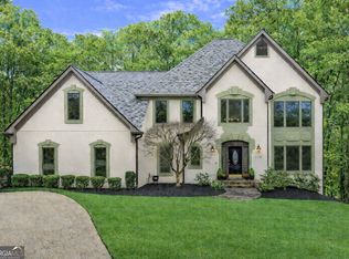 2175 River Cliff Dr, Roswell, GA
