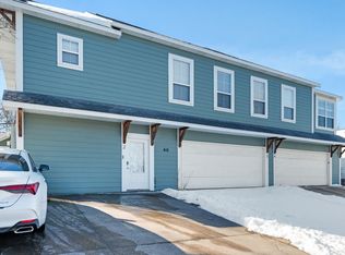 40 E Maple St APT 2, Fayetteville, AR 72701
