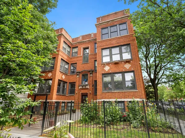 6703 N Bosworth Ave #A1, Chicago, IL 60626