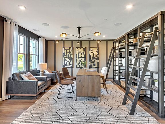 Flex Room or Home Office