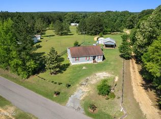 153 Hickory Grove Church Rd, Sumrall, MS 39482