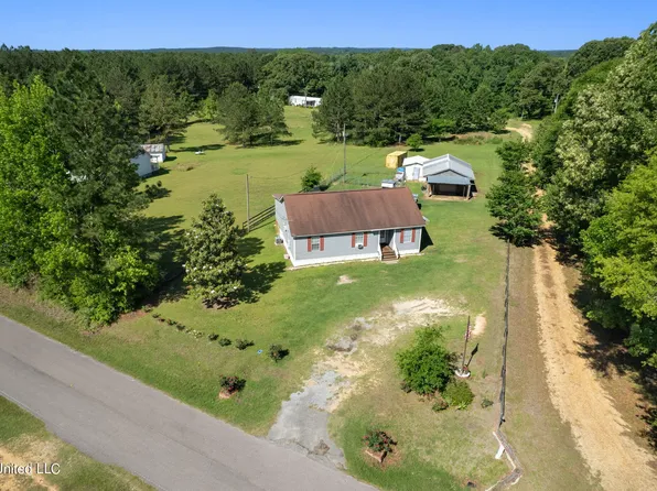 153 Hickory Grove Church Rd, Sumrall, MS 39482
