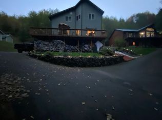 71222 Fishhawk Rd, Clatskanie, OR 97016