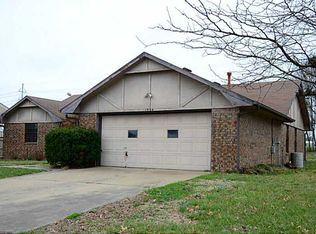 1904 Thrush St, Springdale, AR 72764