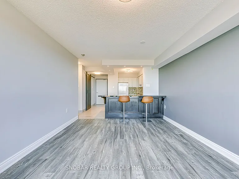 1110 Walden Cir #1001 — Photo 6