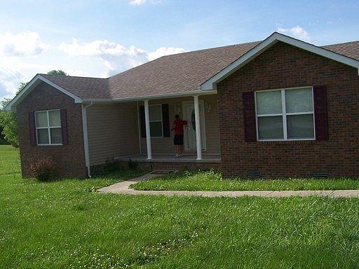 1st image of 142 Anne Claire Ln