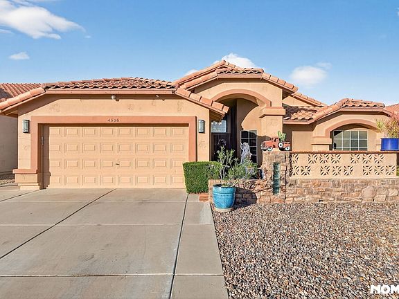 3rd image of 4536 E Thistle Landing Dr