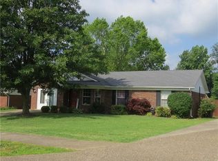 4235 Glenbrook W, New Albany, IN 47150