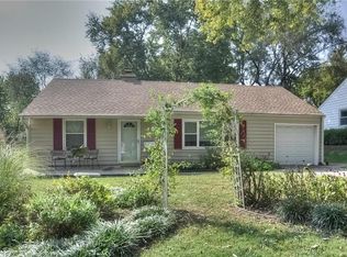 2609 W 76th St, Prairie Village, KS 66208