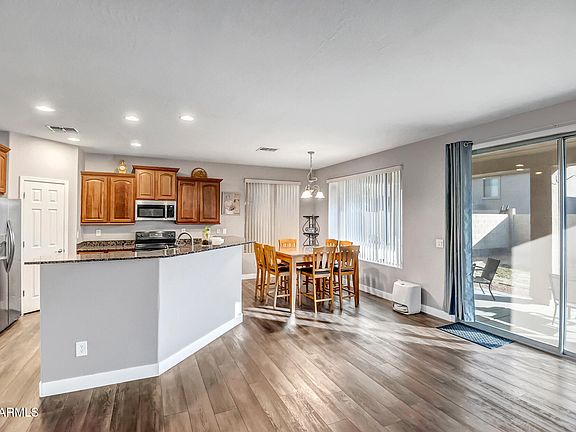 5th image of 10439 W CASHMAN Drive