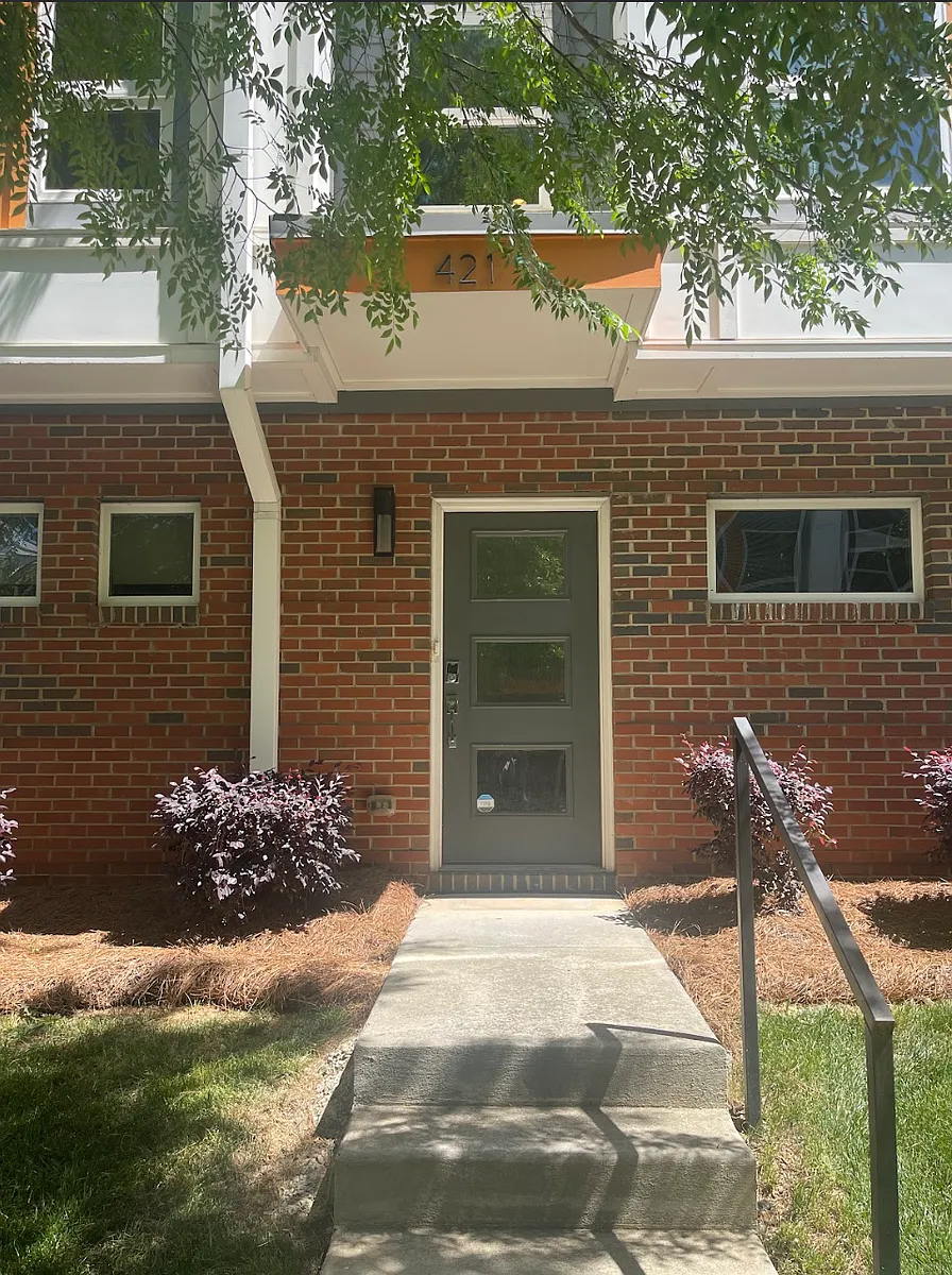 Building Photo - 421 Southend Crossing Ln