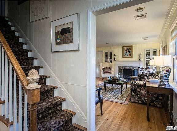 3rd image of 88 Dumbarton Dr