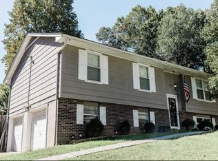 6520 Hunters Glen Dr, Knoxville, TN 37921