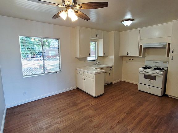 4th image of 4926 Santa Ana St