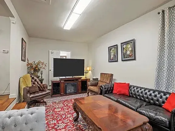 3 bed, 1483 sqft, $1,880 — Photo 3