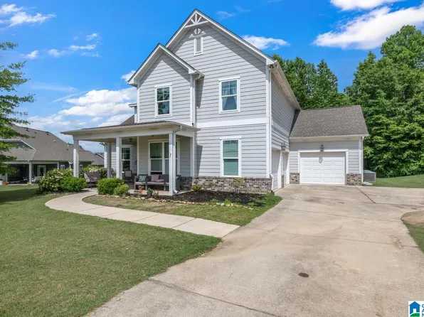 805 Madison Ln, Helena, AL 35080