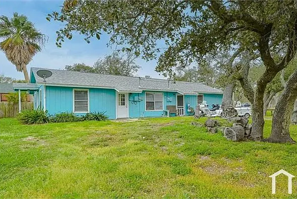 2 bed, 930 sqft, $1,025 — Photo 2