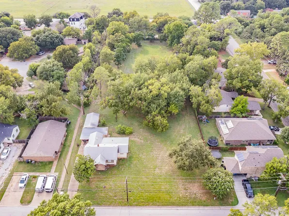 602 Orange St, Arlington, TX 76012