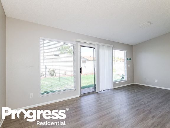 4th image of 4454 W Yorkshire Dr