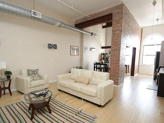 2nd image of 726 Market St #206F