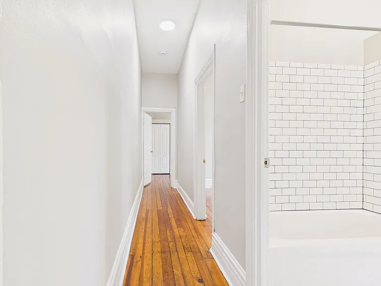 206 Kelker St — Photo 10