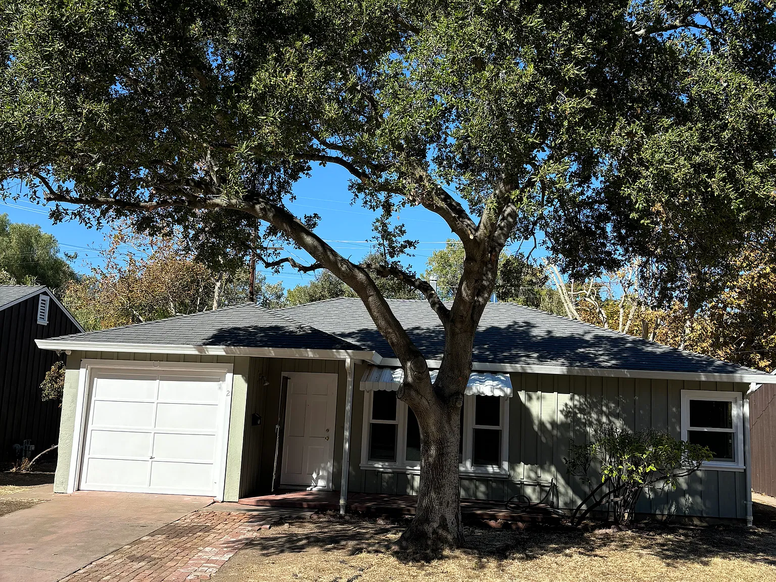 2 bed, $2,600 — Photo 1