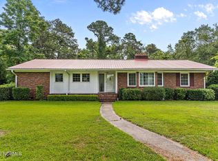 3953 Halifax Rd, Wilmington, NC 28403