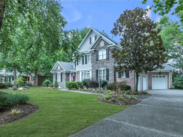 20576 Southport Landing Pl, Smithfield, VA 23430