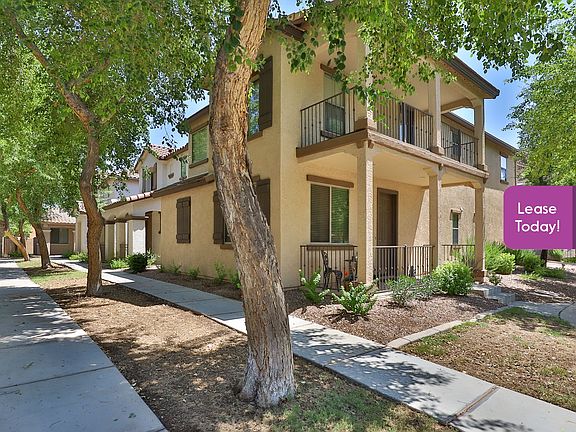 2nd image of 3802 E Santa Fe Ln