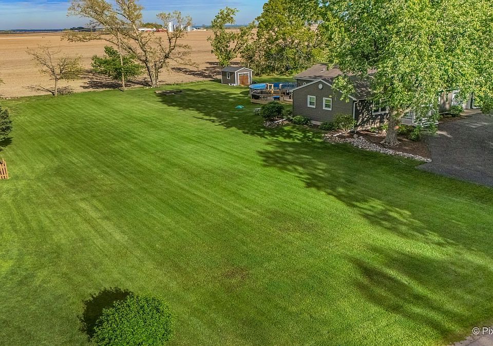 1st image of 742 Cynthia Dr