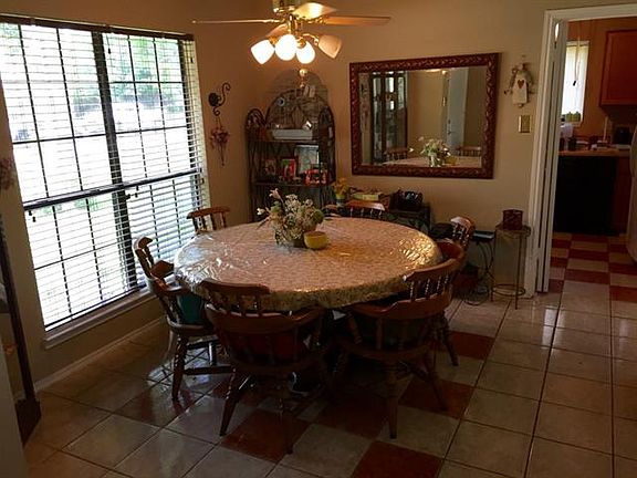3rd image of 1649 Autumn Breeze Ln