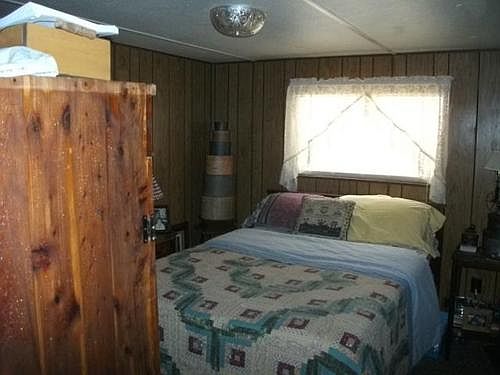 4th image of 1305 Robin St
