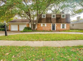 800 Saint Lukes Dr, Richardson, TX 75080
