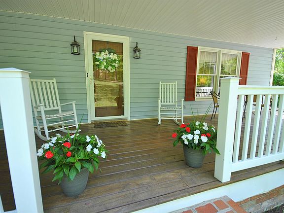 3rd image of 289 Lynwood Dr