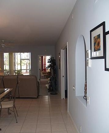 2nd image of 8231 Parkstone Pl #3-102