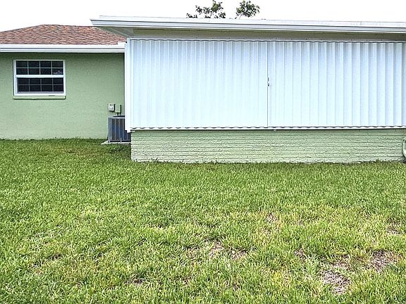 4th image of 5708 NW 66th Avenue