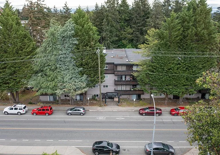 1500 Boundary Cres #406 — Photo 4