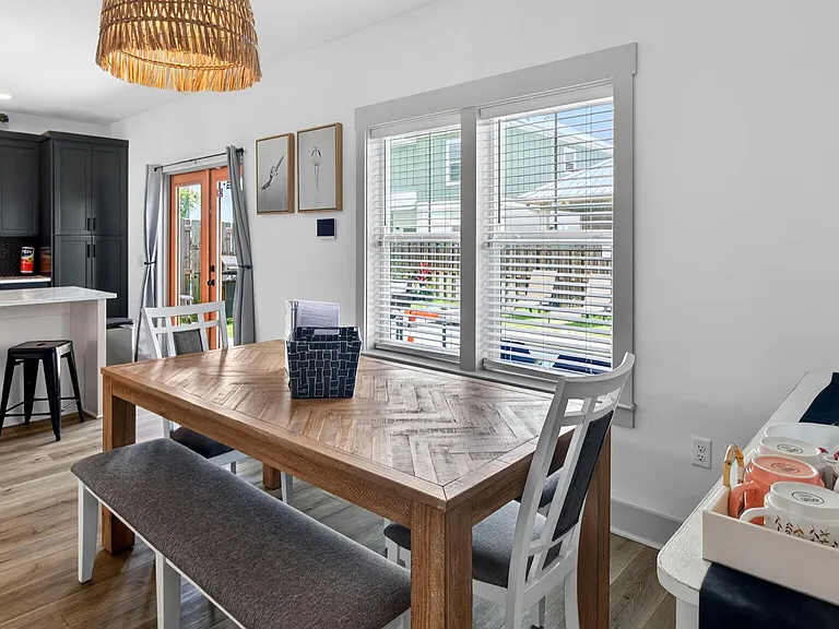 22520 Lakeview Dr — Photo 30