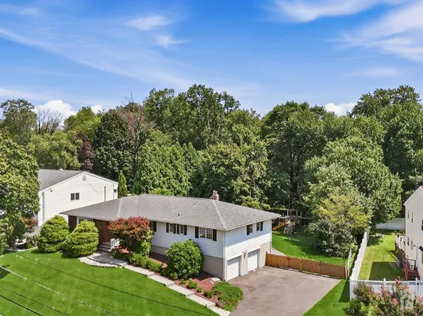 6 New Dover Rd, East Brunswick, NJ 08816