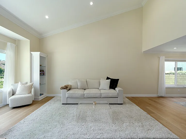 5557 Adelina Ct — Photo 7