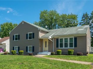 260 Fetzner Rd, Rochester, NY 14626