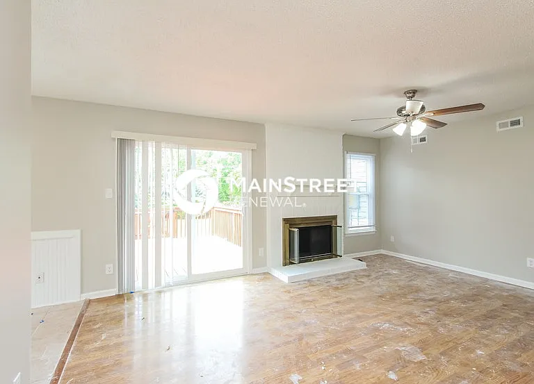 11604 Charnwood Ct — Photo 9
