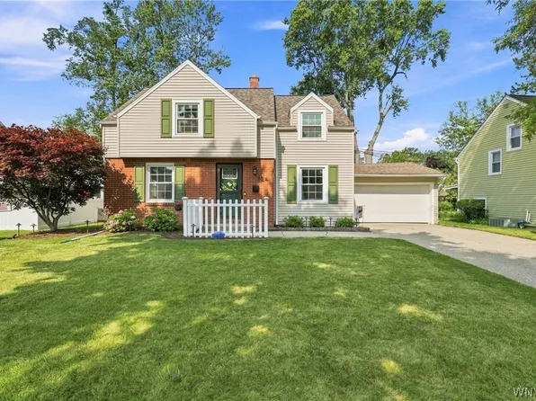 124 Dalton Dr, Buffalo, NY 14223