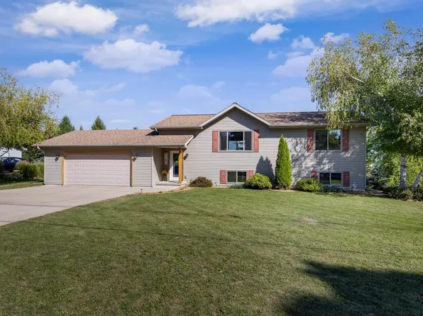 951 Waterloo Street, Columbus, WI 53925