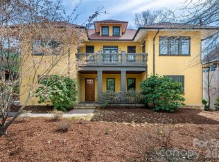 236 Racquet Club Rd, Asheville, NC 28803