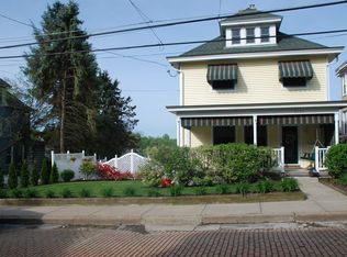 1711 Montpelier Ave, Pittsburgh, PA 15216