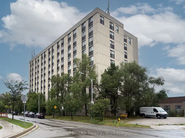 2737 Keele St #901, Toronto, ON M3M 2E9